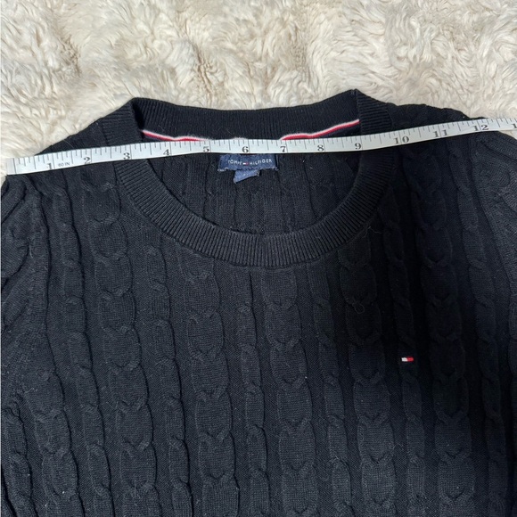 Tommy Hilfiger Cable Knit Short Sleeve Sweater - Picture 5 of 5